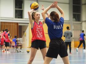 奠定了国家乒乓球女子队的核心选手位置