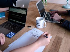 跨境商家如何正确选择物流服务商